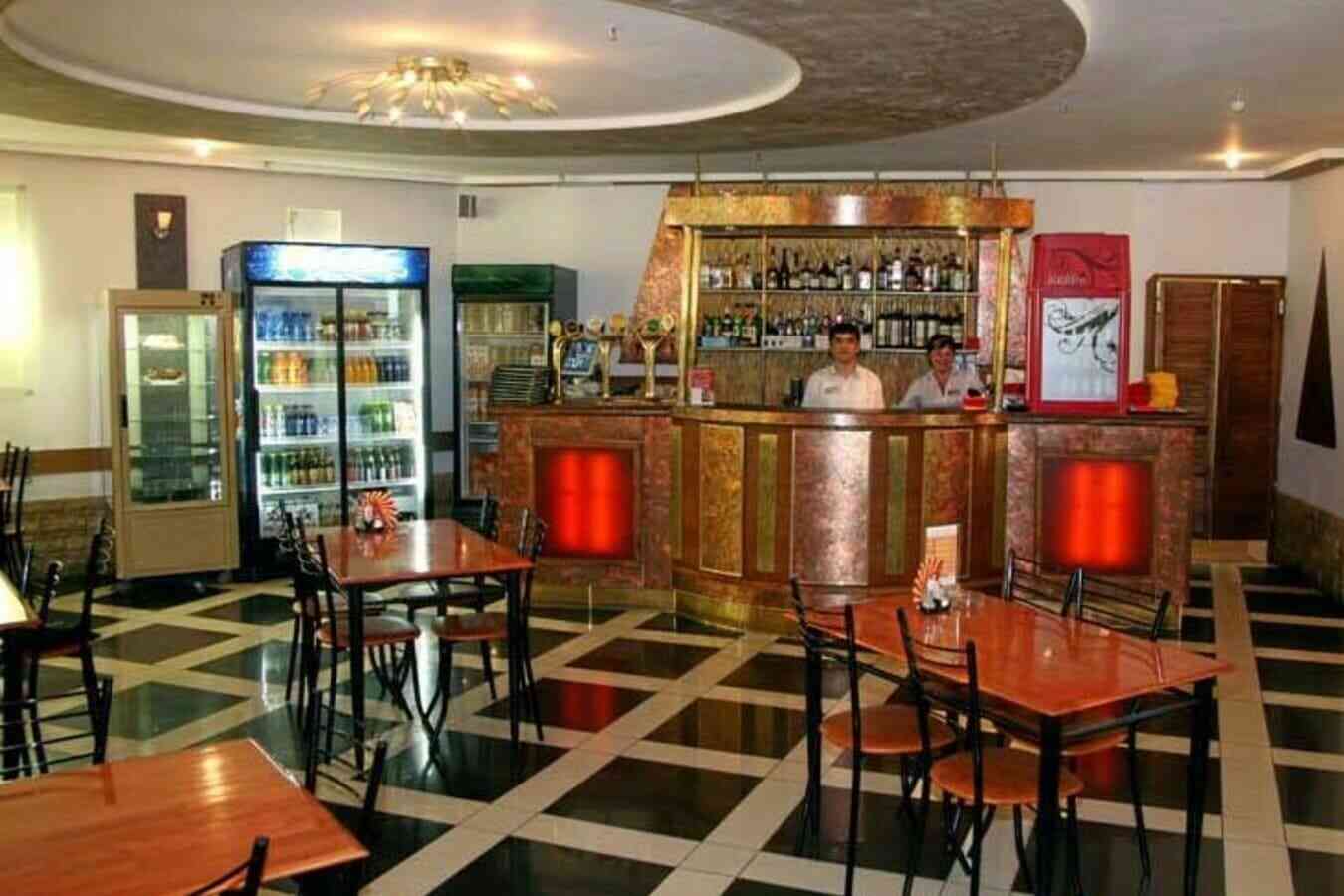 Гостиница Измайлово Гамма Дельта Кафе-бар Черная пантера